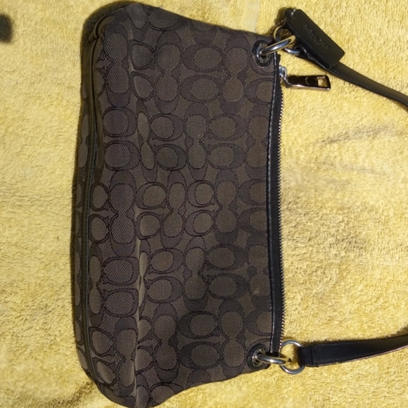 Coach Handbag - Picture 6 of 7